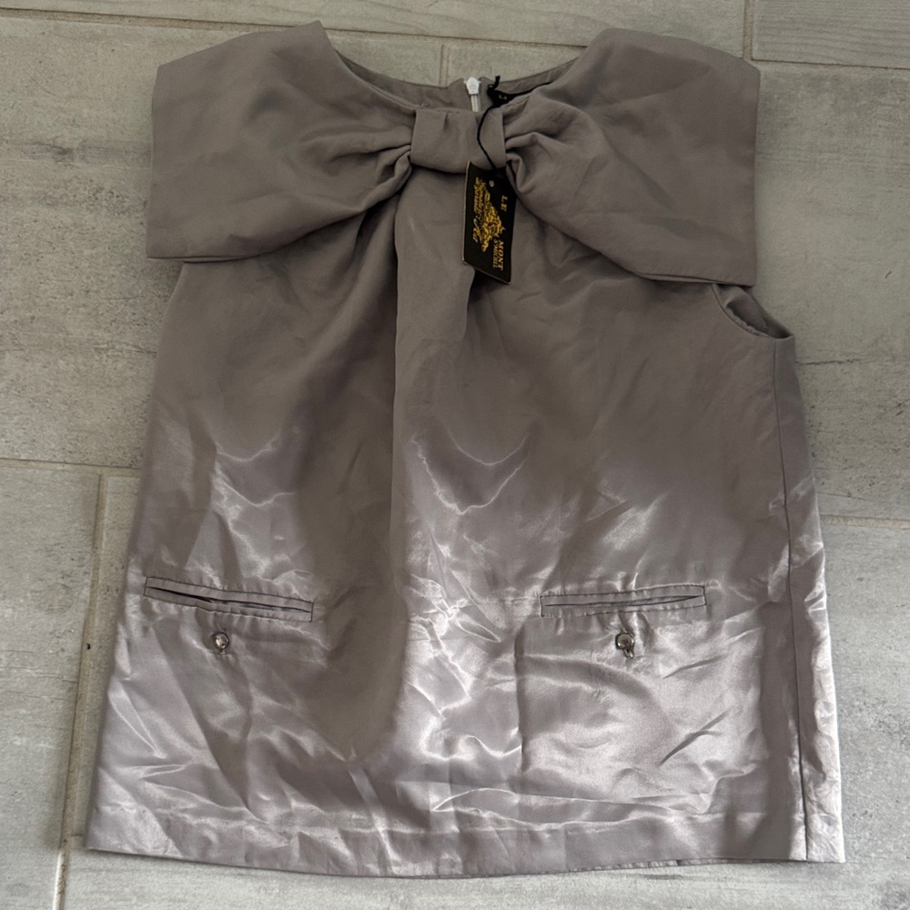 Le Mont St Michel Gray Sleeveless Top with Bow